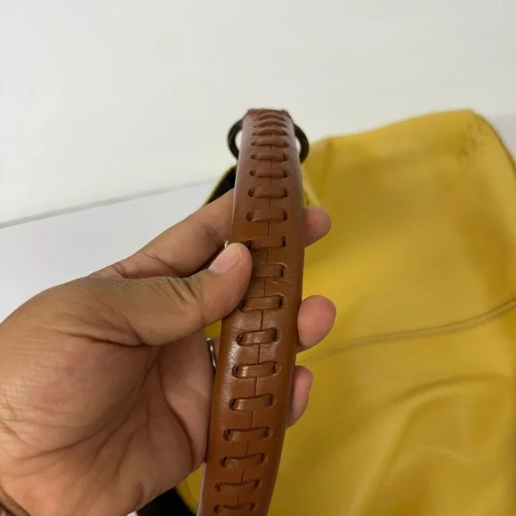 Lucky Brand Butter Yellow Hobo Bag - Picture 4 of 9